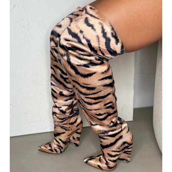 Khaiti Tiger Print Slouchy Boot - Picture 6 of 7
